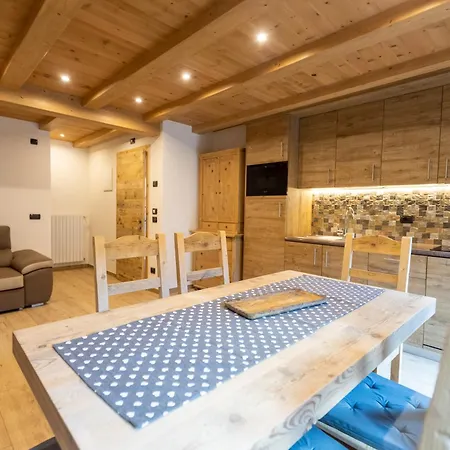 Crosc Apartment *