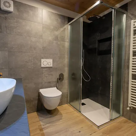 Crosc Apartment